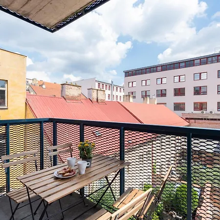 2-3br With Balcony I Metro I Karlin *