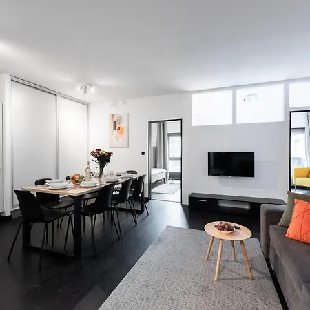 2-3br With Balcony I Metro I Karlin *