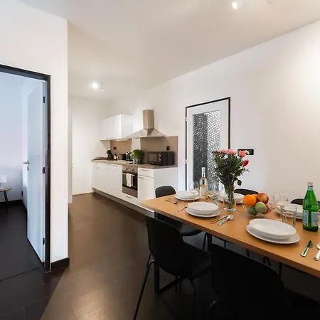 2-3br With Balcony I Metro I Karlin *