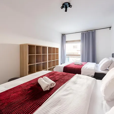 2-3br With Balcony I Metro I Karlin Διαμέρισμα Πράγα