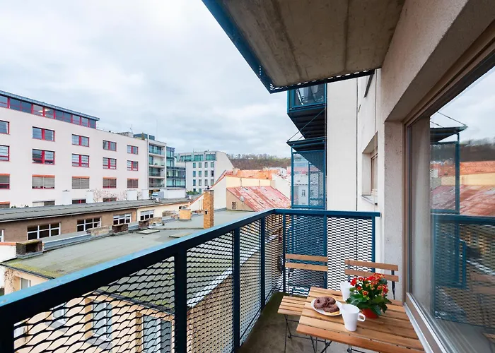 3 Bedrooms Near Center Of *
